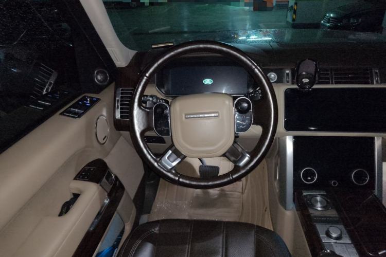 Used Land Rover Range 2015 3.0 SC V6 Vogue SE Long-Wheelbase Edition Steering Wheel