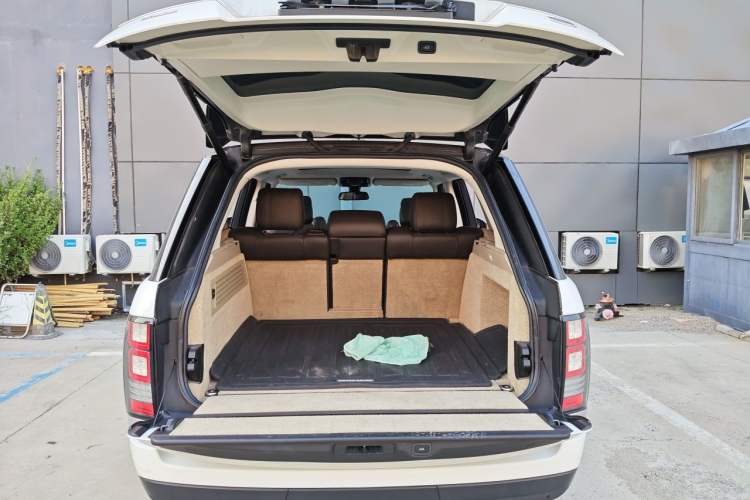 Used Land Rover Range  Trunk