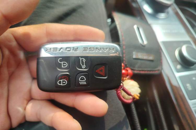 Used Land Rover Range 2015 3.0 SC V6 Vogue Vehicle Key