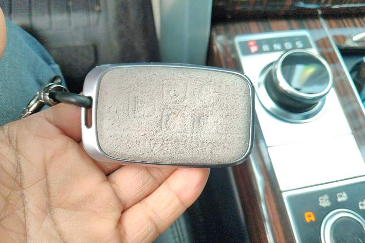 Used Land Rover Range 2015 3.0 SC V6 Vogue Vehicle Key
