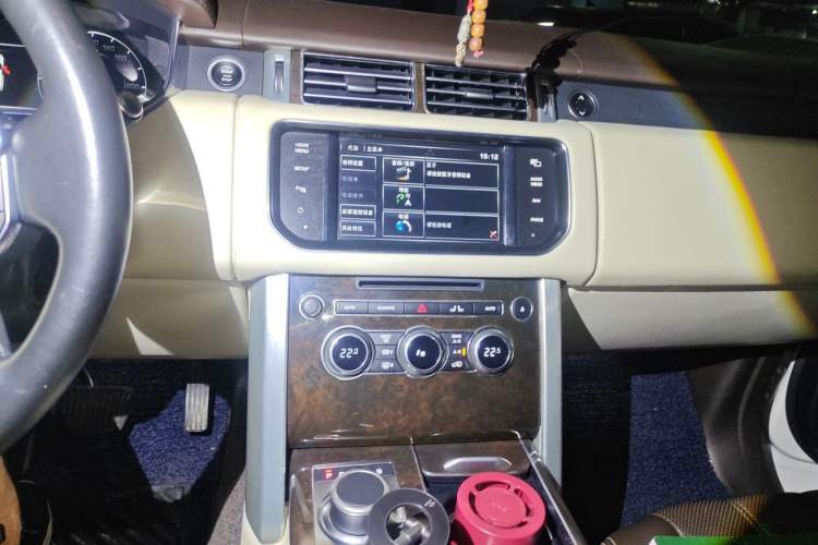 Used Land Rover Range  Audio And AC Panel