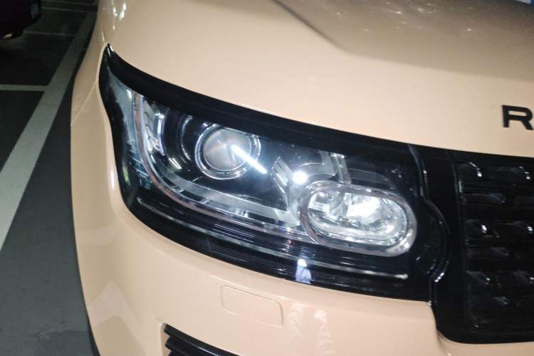 Used Land Rover Range  Right Front Headlight