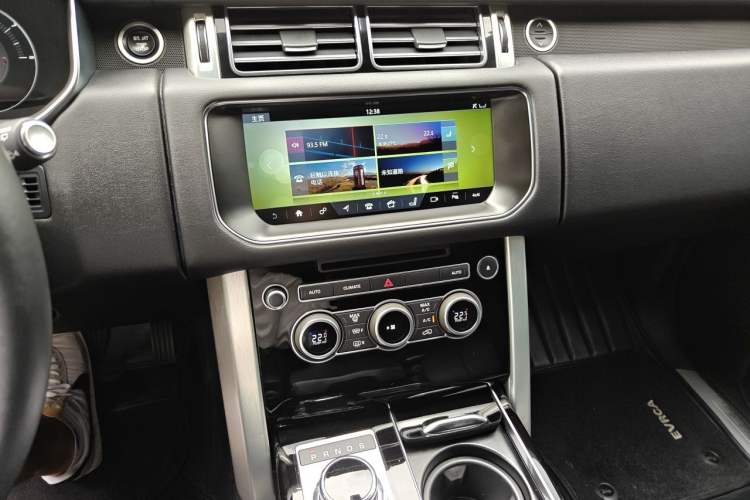 Used Land Rover Range  Audio And AC Panel