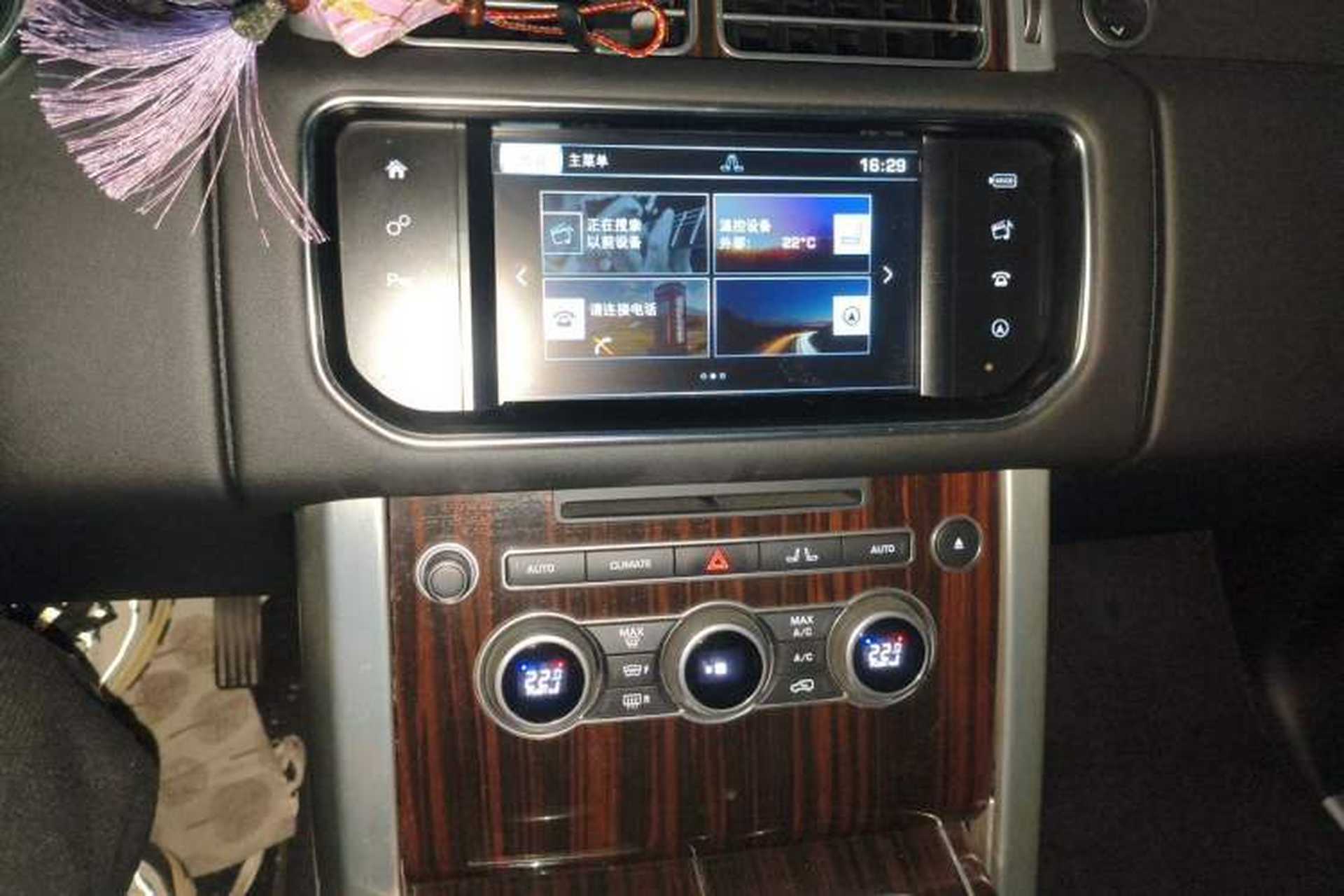 Used Land Rover Range  Audio And AC Panel