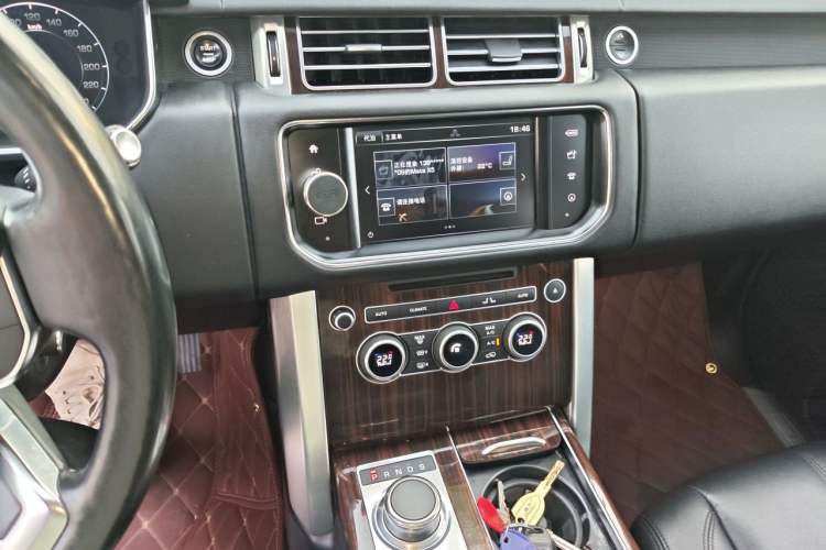Used Land Rover Range  Audio And AC Panel