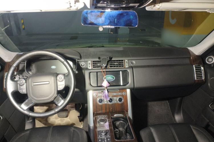 Used Land Rover Range  Center Console