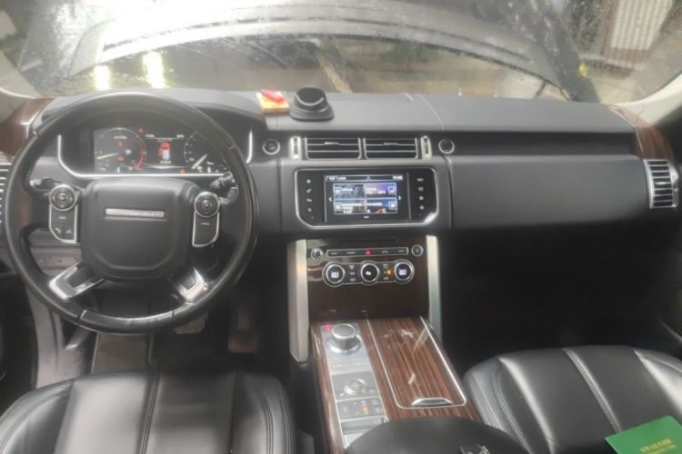 Used Land Rover Range  Center Console