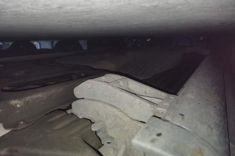 Used Land Rover Range  Chassis Front Right