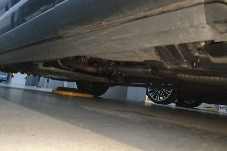 Used Land Rover Range  Chassis Rear Left
