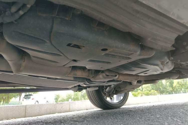 Used Land Rover Range  Chassis Rear Left