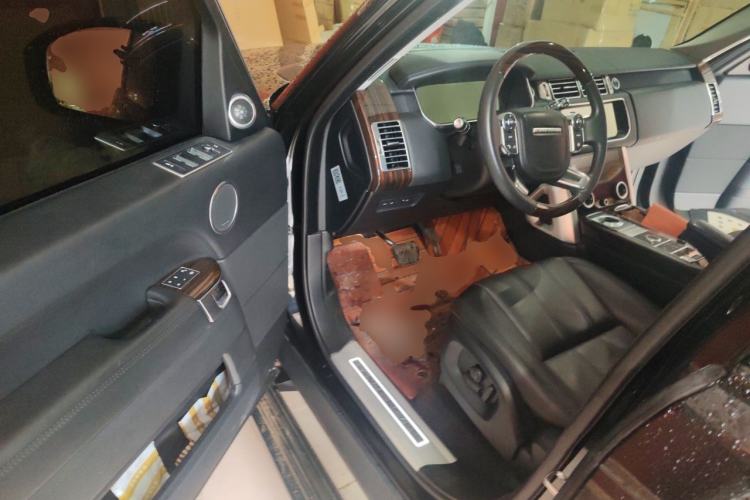 Used Land Rover Range 2016 3.0 SC V6 Vogue Extended Version Driver Seat