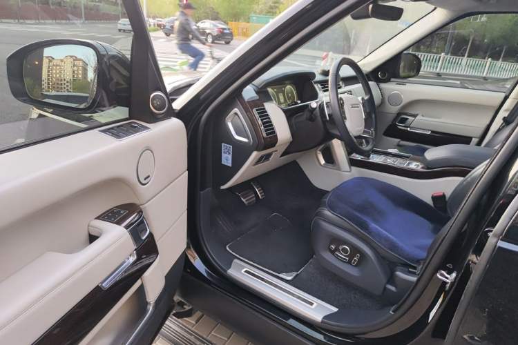 Used Land Rover Range 2016 3.0 SC V6 Vogue SE Prestige Extended-Wheelbase Model Driver Seat