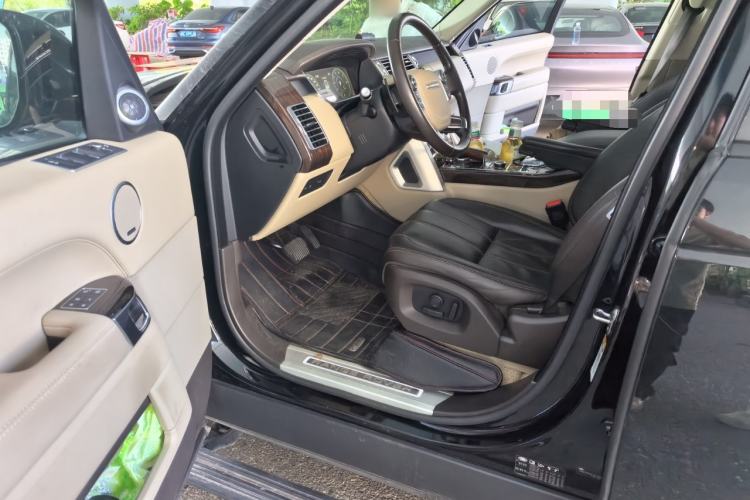 Used Land Rover Range 2016 3.0 SC V6 Vogue Extended Version Driver Seat