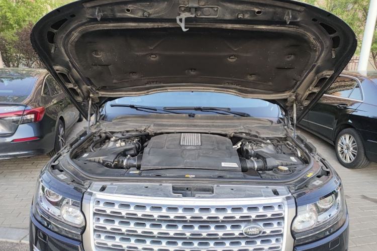 Used Land Rover Range 2016 3.0 SC V6 Vogue SE Prestige Extended-Wheelbase Model Engine Bay