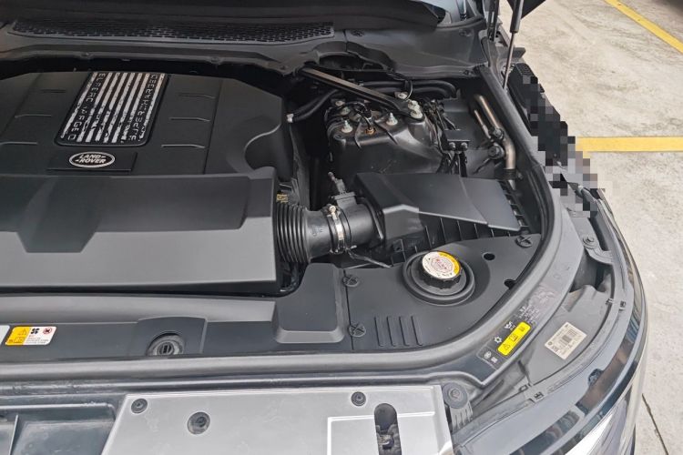 Used Land Rover Range 2016 3.0 SC V6 Vogue Extended Version Engine Bay Left
