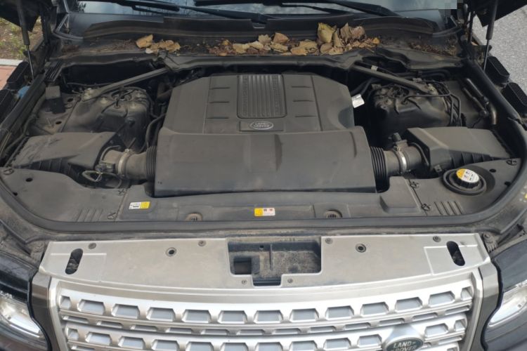 Used Land Rover Range 2016 3.0 SC V6 Vogue SE Long-Wheelbase Edition Engine Bay