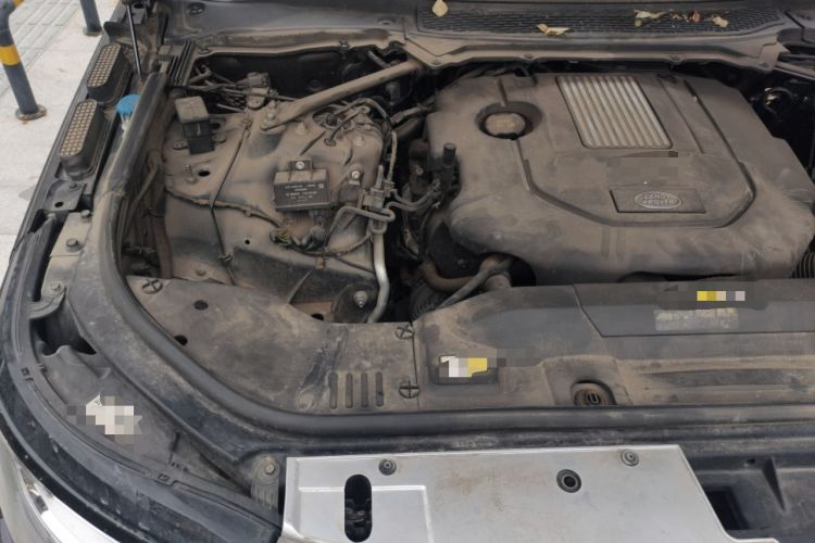 Used Land Rover Range  Engine Bay Right