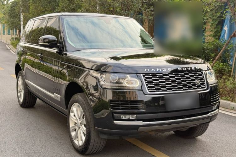 Used Land Rover Range 2016 3.0 SC V6 Vogue Extended Version Exterior 2