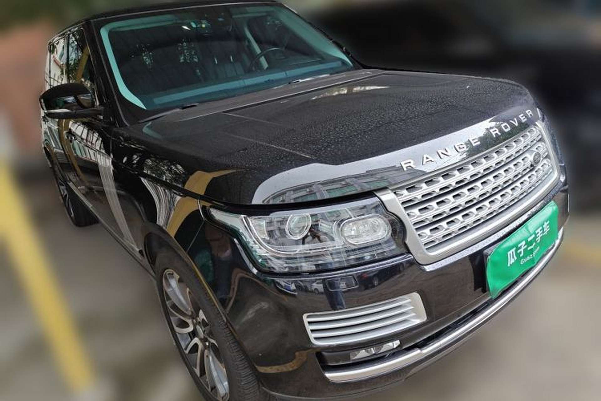 Used Land Rover Range 2016 3.0 SC V6 Vogue Extended Version Exterior 2