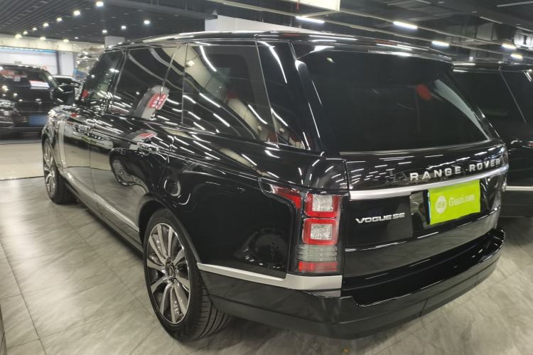 Used Land Rover Range 2016 3.0 SC V6 Vogue SE Long-Wheelbase Edition Exterior 2