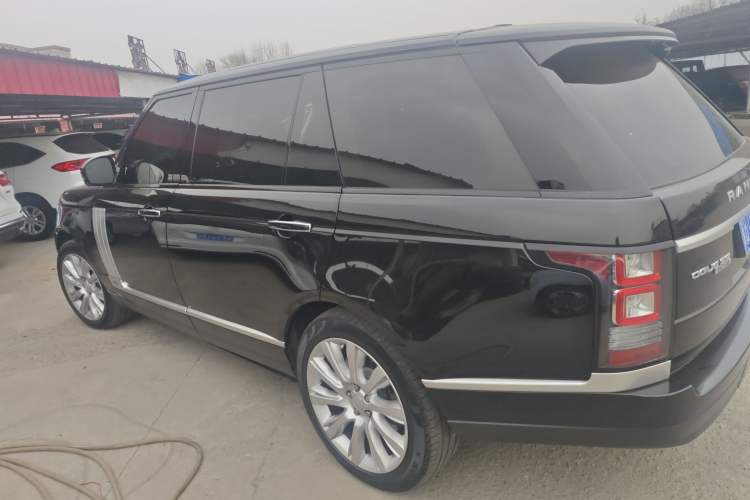 Used Land Rover Range 2016 3.0 SC V6 Vogue SE Long-Wheelbase Edition Exterior 5