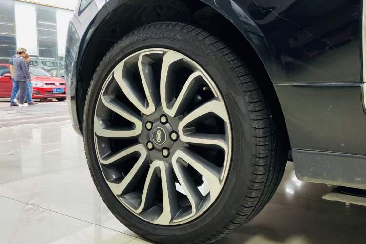 Used Land Rover Range 2016 3.0 SC V6 Vogue Exterior 6
