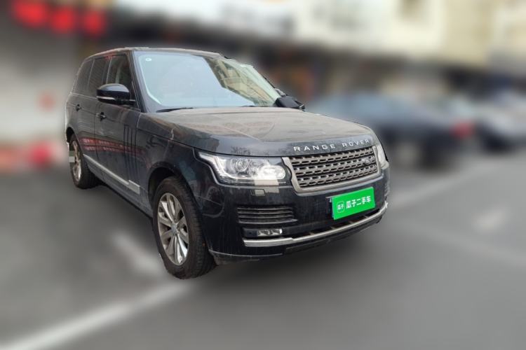 Used Land Rover Range 2016 3.0 SC V6 Vogue Extended Version Front Right 45 Deg