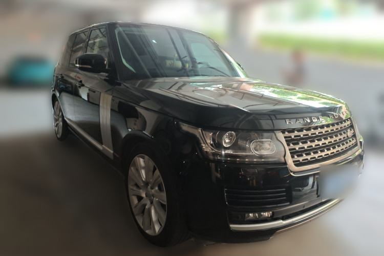 Used Land Rover Range  Front Right 45 Deg