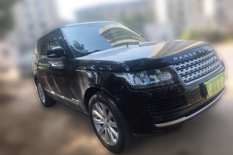 Used Land Rover Range 2016 3.0 SC V6 Vogue Front Right 45 Deg