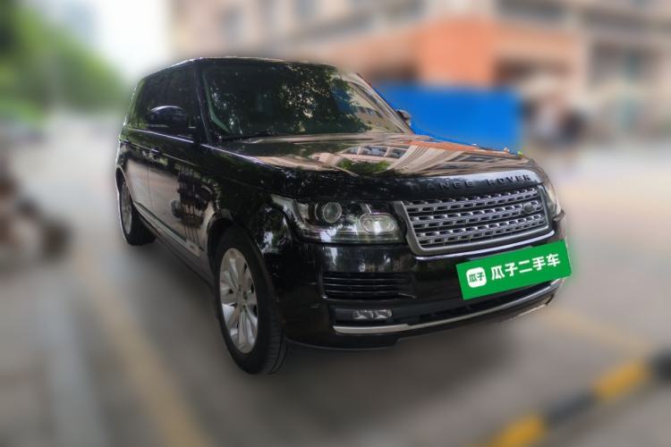 Used Land Rover Range 2016 3.0 SC V6 Vogue Extended Version Front Right 45 Deg