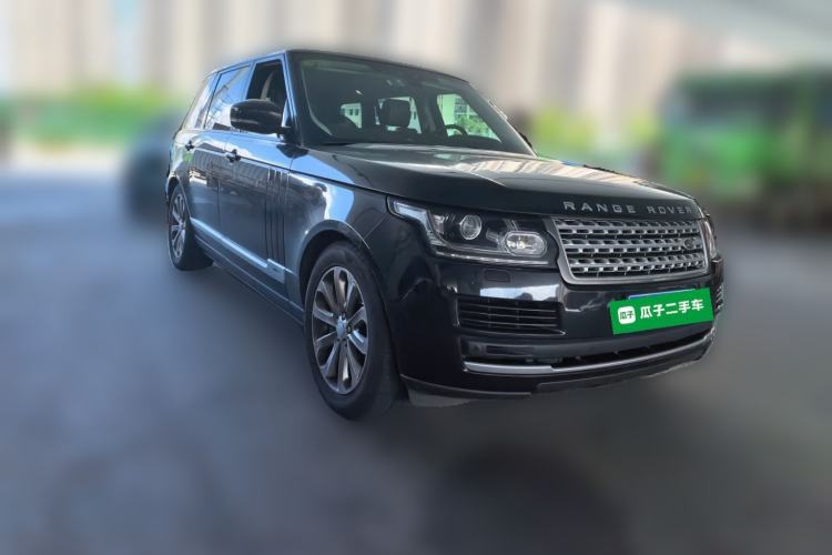 Used Land Rover Range 2016 3.0 SC V6 Vogue Extended Version Front Right 45 Deg