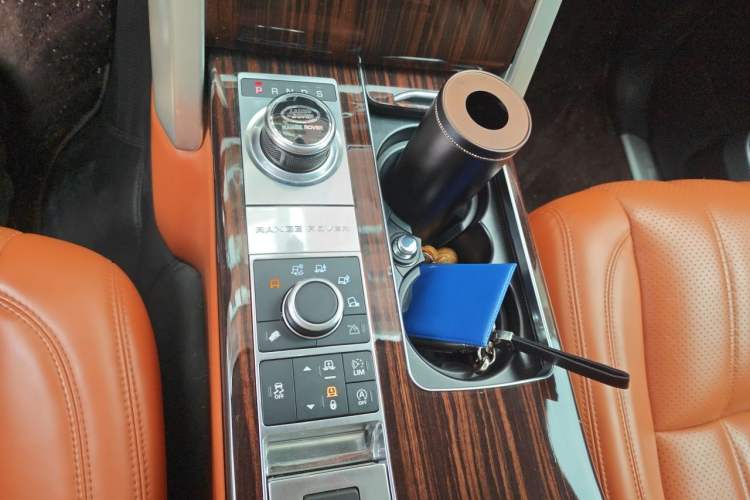 Used Land Rover Range 2016 3.0 SC V6 Vogue Gear Lever