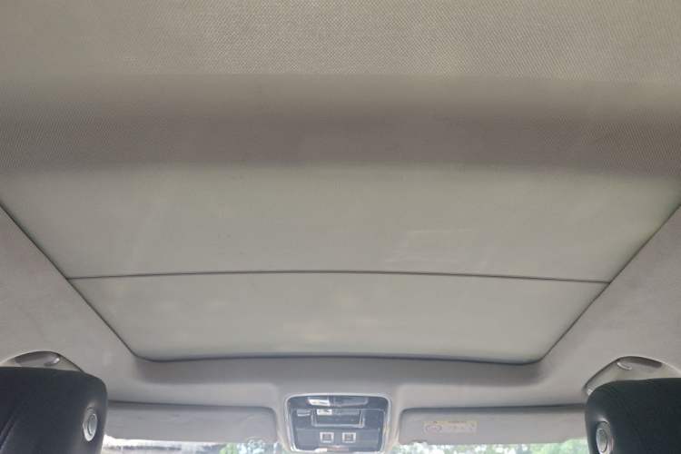 Used Land Rover Range 2016 3.0 SC V6 Vogue SE Long-Wheelbase Edition Headliner