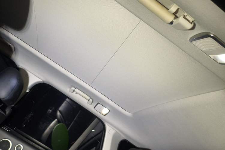 Used Land Rover Range  Headliner