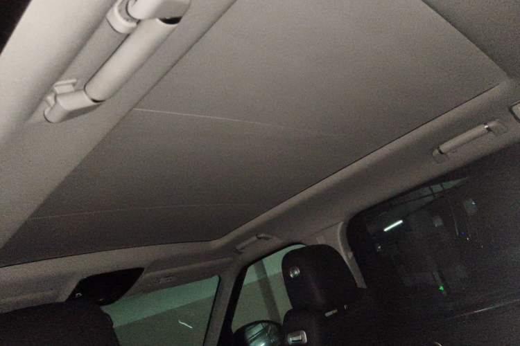 Used Land Rover Range 2016 3.0 SC V6 Vogue Extended Version Headliner