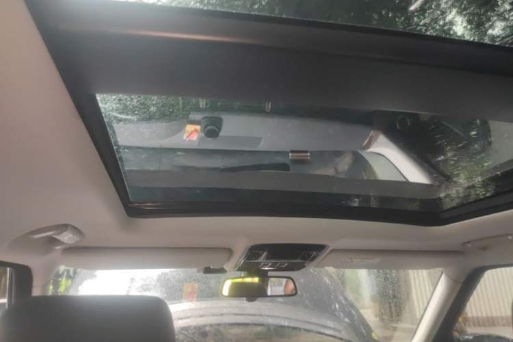 Used Land Rover Range  Headliner
