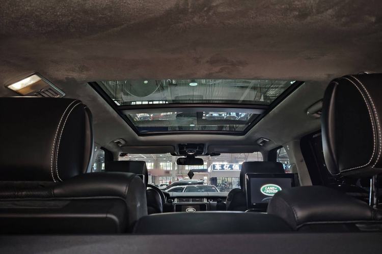 Used Land Rover Range 2016 3.0 SC V6 Vogue SE Prestige Extended-Wheelbase Model Interior 6
