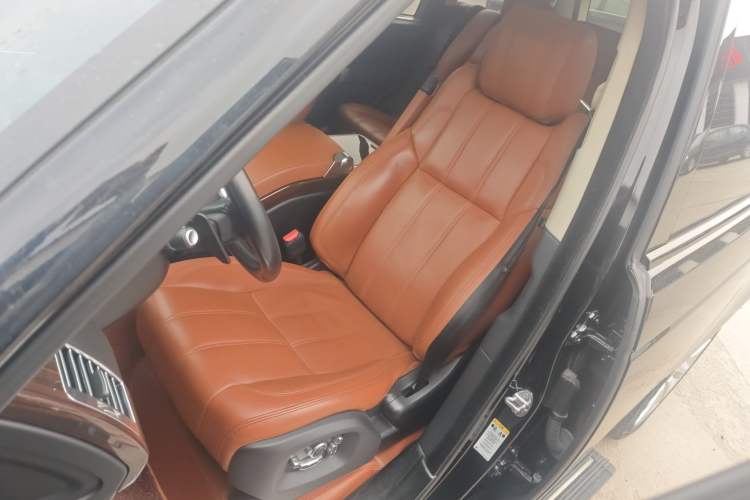 Used Land Rover Range 2016 3.0 SC V6 Vogue SE Long-Wheelbase Edition Left Front Seat