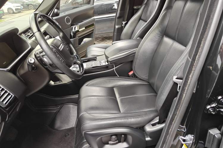 Used Land Rover Range  Left Front Seat