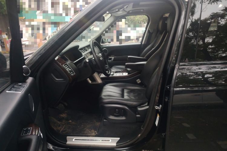 Used Land Rover Range 2016 3.0 SC V6 Vogue Extended Version Left Front Seat