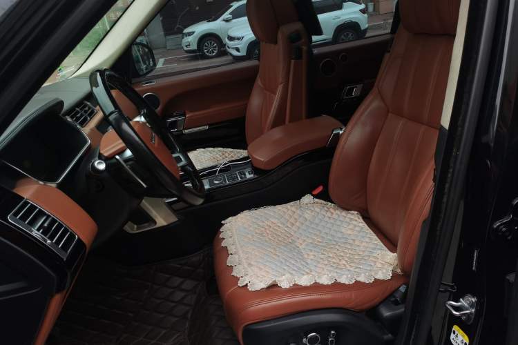 Used Land Rover Range  Left Front Seat
