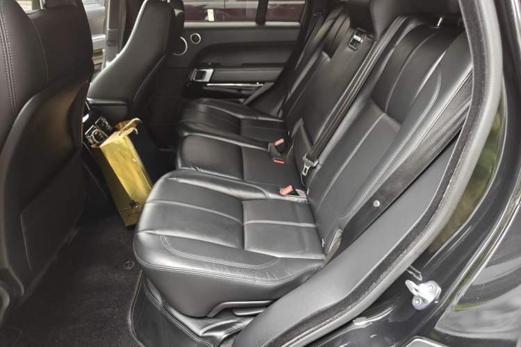 Used Land Rover Range  Left Rear Seat