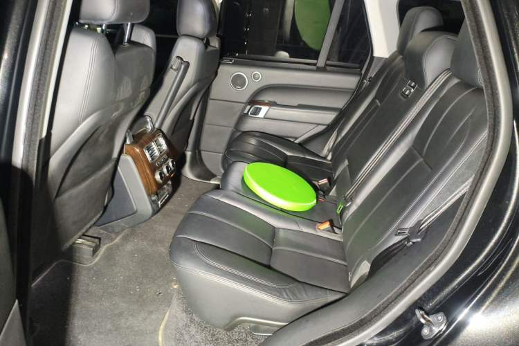 Used Land Rover Range  Left Rear Seat