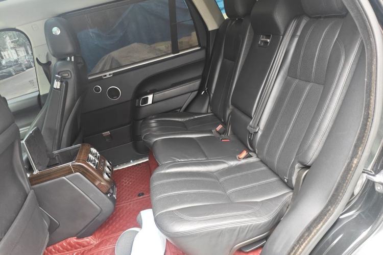 Used Land Rover Range 2016 3.0 SC V6 Vogue Extended Version Left Rear Seat