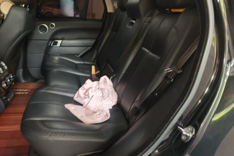 Used Land Rover Range  Left Rear Seat