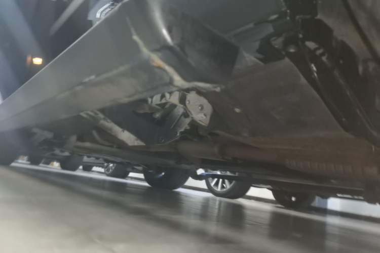 Used Land Rover Range 2016 3.0 SC V6 Vogue SE Long-Wheelbase Edition Left Side Sill