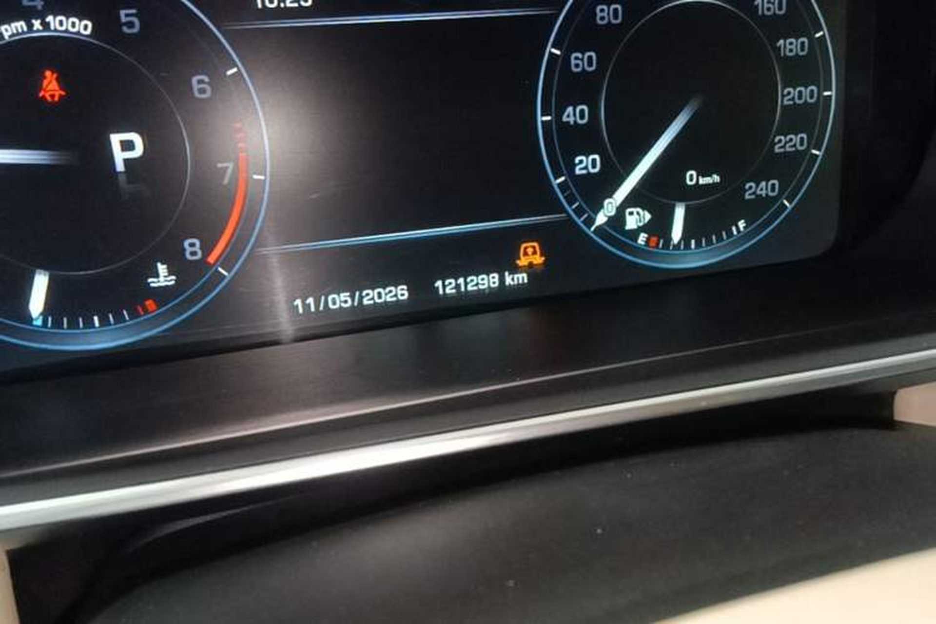 Used Land Rover Range  Odometer Close Up