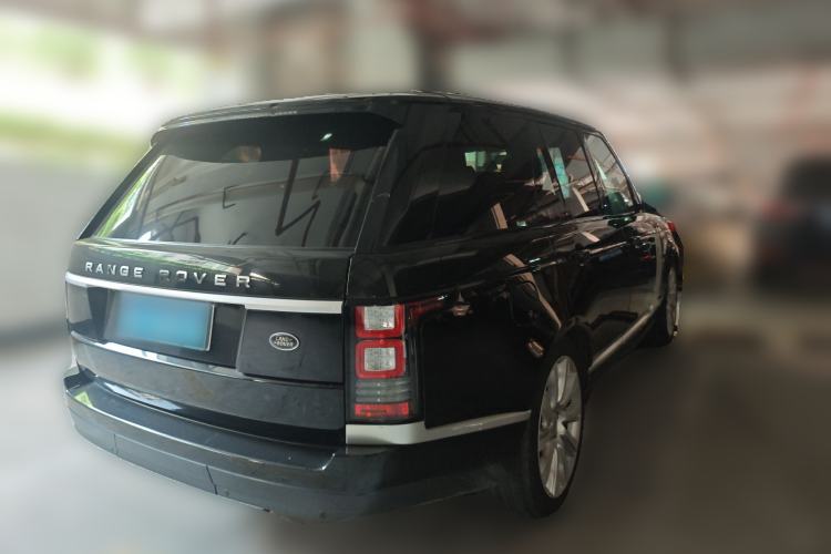 Used Land Rover Range  Rear Right 45 Deg
