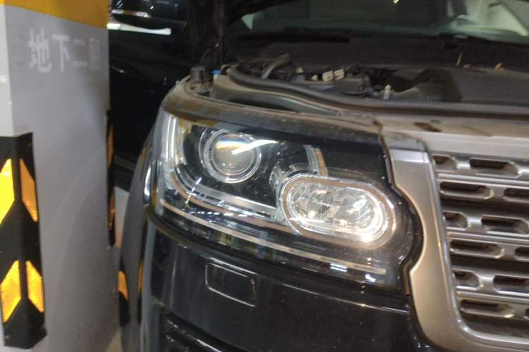 Used Land Rover Range  Right Front Headlight