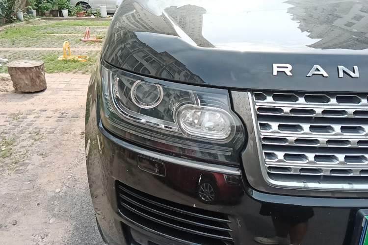 Used Land Rover Range 2016 3.0 SC V6 Vogue Extended Version Right Front Headlight